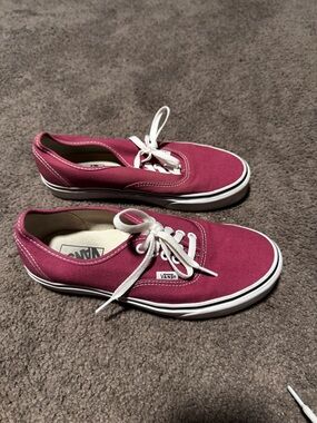Vans Low-Top Canvas Sneakers in Berry Pink